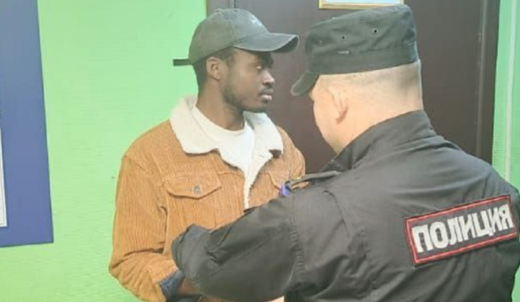 Рязанские полицейские депортировали из России 5 иностранцев-нарушителей