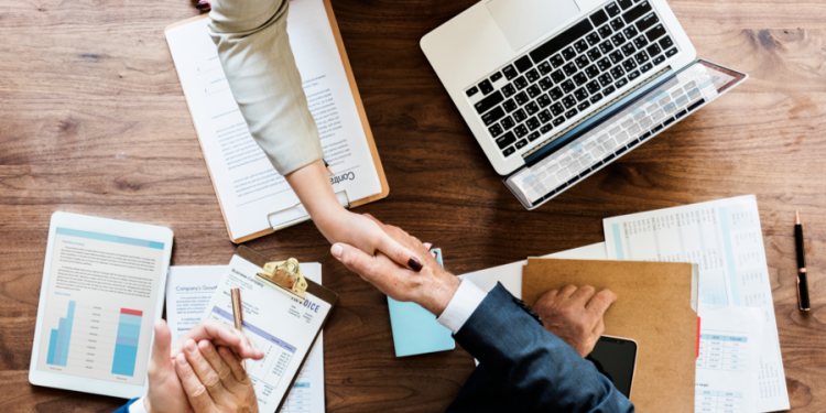 Летом рязанские работодатели чаще всего ищут работников в сферу продаж