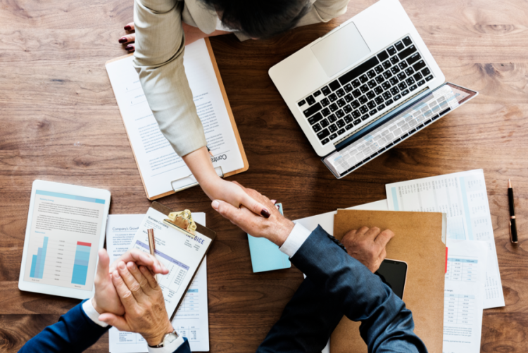 Летом рязанские работодатели чаще всего ищут работников в сферу продаж