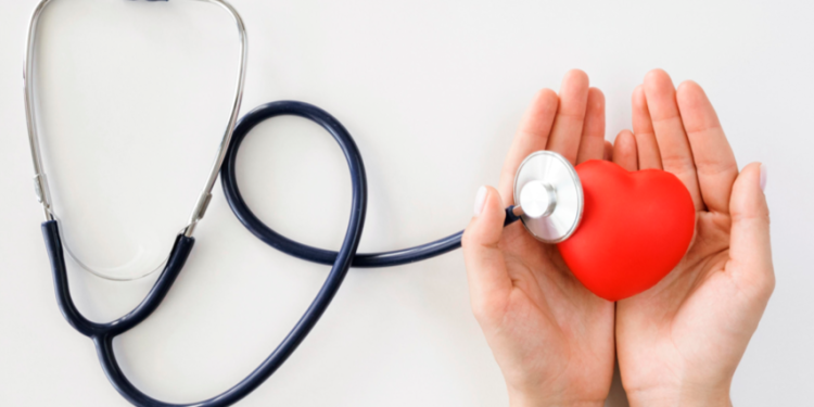 Кардиолог Антон Вахляев назвал первые признаки теплового удара Кардиолог Антон Вахляев назвал первые признаки теплового удара