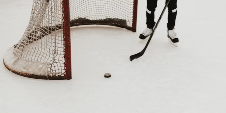 Все на хоккей!