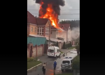 В Рязани из горящего пансионата для пожилых эвакуировали 28 человек