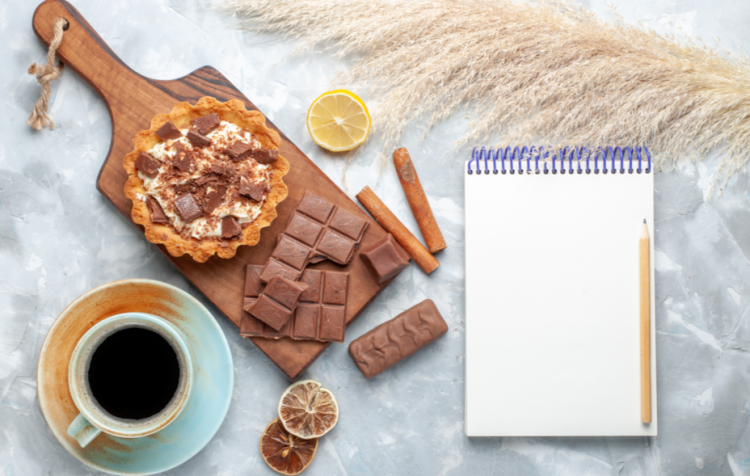 Магазины "Пятерочка" и "Перекресток" прекратят продажу сладких батончиков Twix, Mars и Snickers