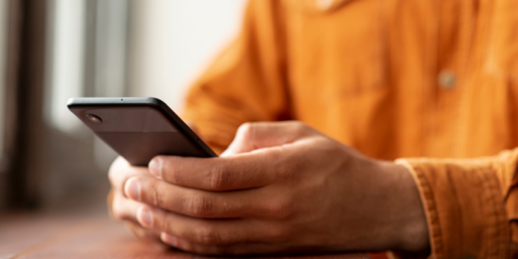 В Роскомнадзоре отреагировали на информацию о блокировке WhatsApp* и VPN В Роскомнадзоре отреагировали на информацию о блокировке WhatsApp* и VPN