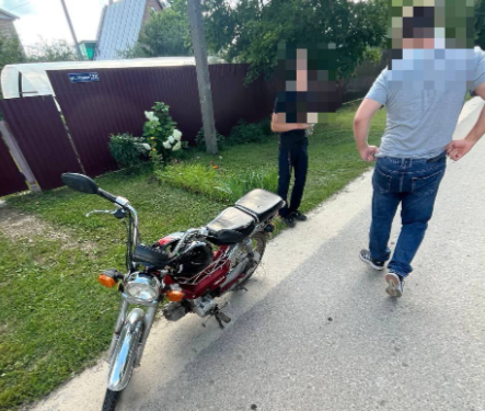 Под Рязанью остановили 15-летнего подростка на мопеде