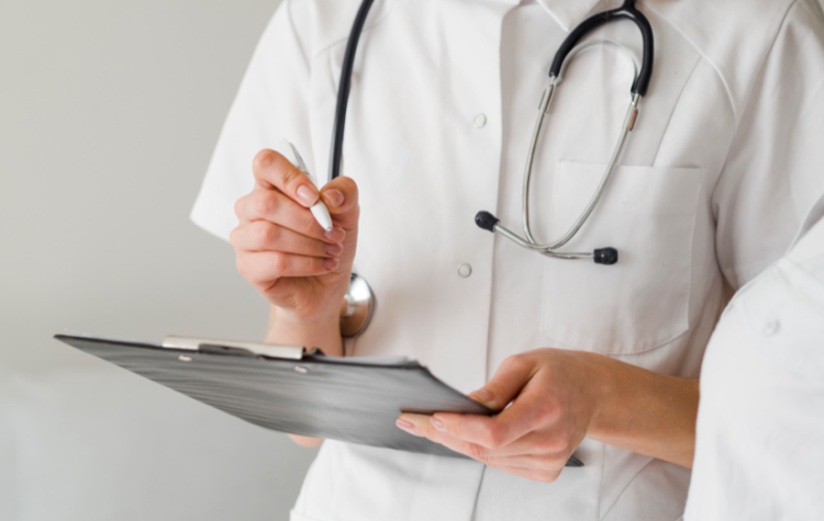 Онколог Каприн: электронные сигареты способствуют развитию рака