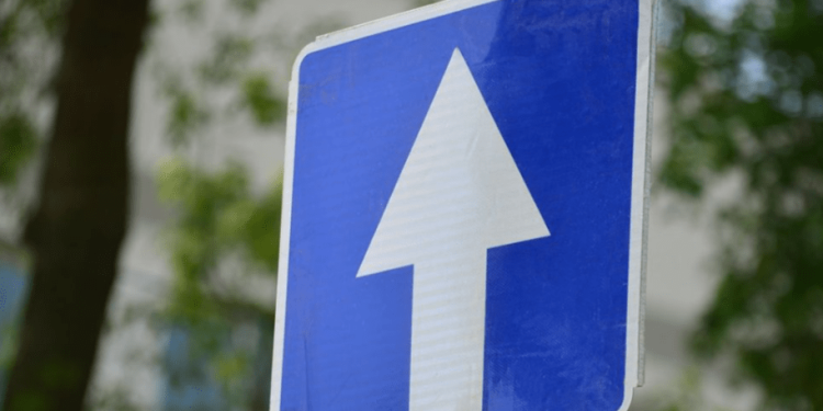 На участке автодороги по улице Корнилова частично перекроют проезд На участке автодороги по улице Корнилова частично перекроют проезд