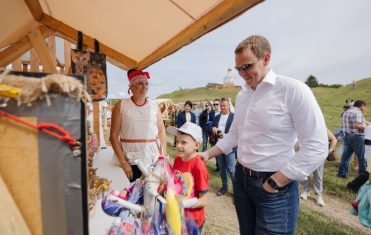 Рязанский губернатор Павел Малков посетил фестиваль «Битва на Воже»