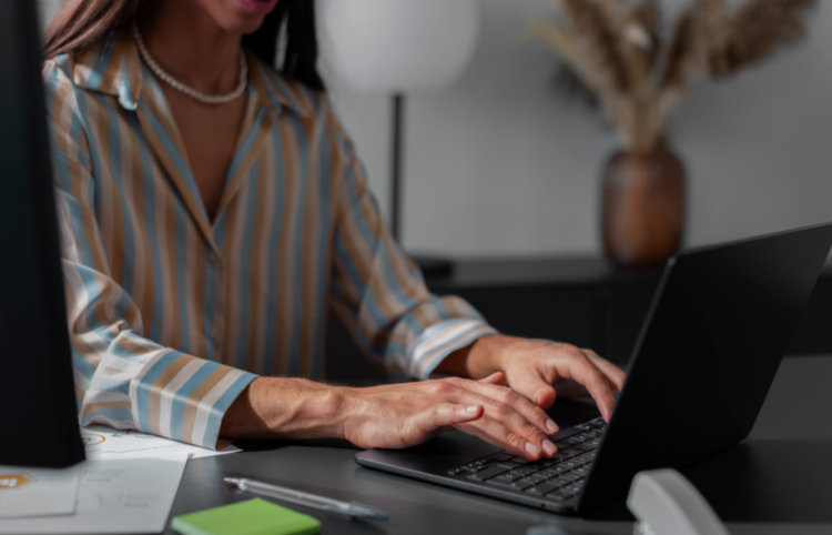 Россиянам напомнили о 6-дневной рабочей неделе в ноябре