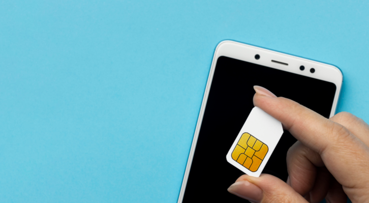 С 1 сентября в России запретят делиться сим-картами с третьими лицами