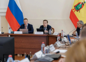 Рязанский губернатор Малков встретился с заместителем руководителя ФНС РФ Колесниковым Рязанский губернатор Малков встретился с заместителем руководителя ФНС РФ Колесниковым