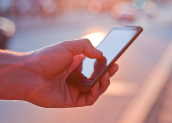 В России могут остаться только мессенджеры Telegram и MAX