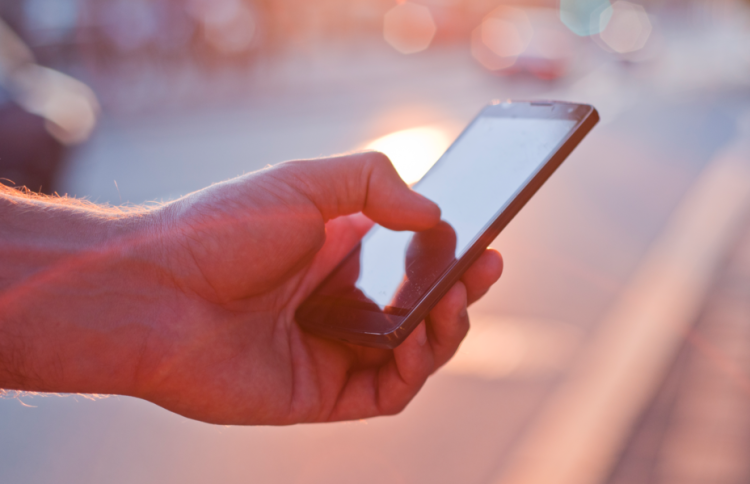 В России могут остаться только мессенджеры Telegram и MAX