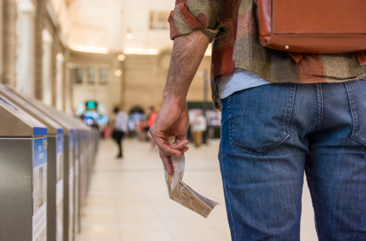 В Госдуму внесли законопроект о запрете трудовым мигрантам перевозить с собой в Россию семьи