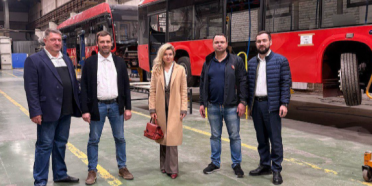 В Рязань до 1 декабря поступят 15 троллейбусов «Авангард» В Рязань до 1 декабря поступят 15 троллейбусов «Авангард»