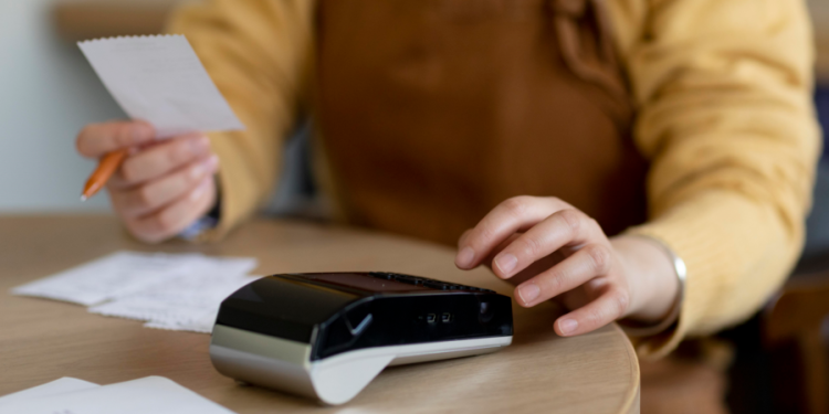 ФНС возобновила проверку выдачи чеков в рязанских кафе и ресторанах ФНС возобновила проверку выдачи чеков в рязанских кафе и ресторанах