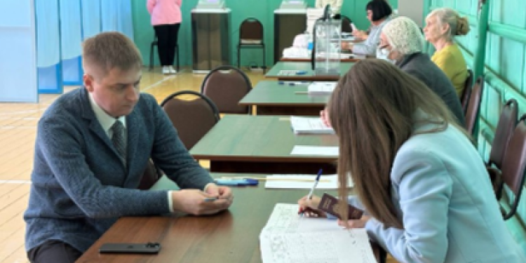 Министр рязанского здравоохранения Александр Пшенников отдал свой голос на выборах Министр рязанского здравоохранения Александр Пшенников отдал свой голос на выборах