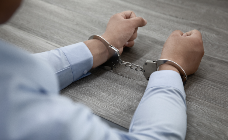 В Москве подчиненный на почве личной неприязни зарезал начальницу