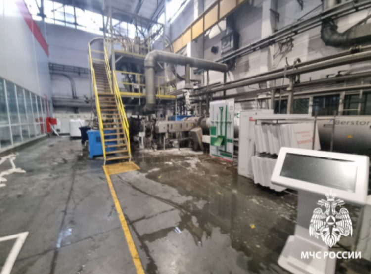 На пожаре на улице Восточный промузел в Рязани пострадал 37-летний мужчина