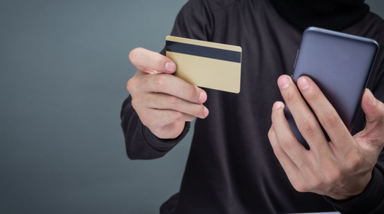 Мошенники продают билеты на спектакль с Цискаридзе в главной роли за 300 тысяч рублей