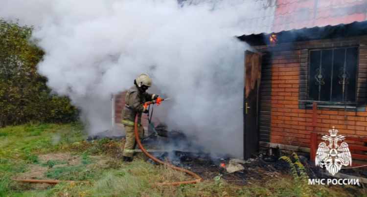 В рязанском Рыбном горел жилой дом