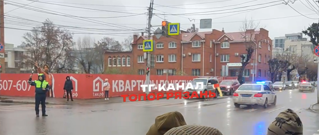 В Рязани заметили кортеж в сопровождении полицейских машин