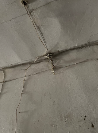 Жители рязанского Ряжска пожаловались на ужасные условия в многоквартирном доме