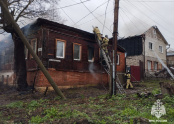 В Рыбновском районе горел жилой одноэтажный дом