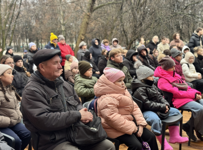 Для рязанцев открыли досуговую площадку около Дворца молодежи