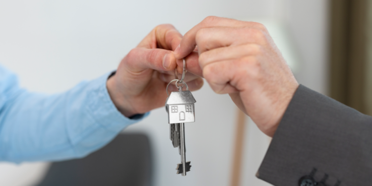 Рязанцам дали инструкции, как не попасть на «бабушкину схему» с квартирой или машиной