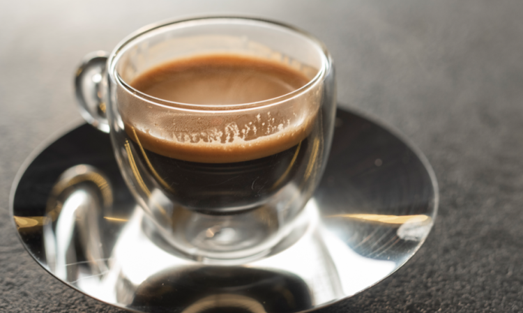 Наименьшей популярностью среди кофейных напитков пользуется кофе лунго