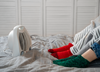 Восемь рязанских домов лишились отопления из-за аварии на теплотрассе 30 ноября Восемь рязанских домов лишились отопления из-за аварии на теплотрассе 30 ноября