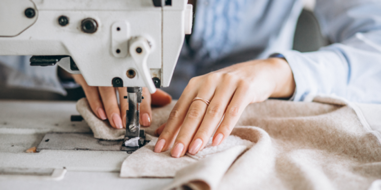 Голикова: самыми востребованными профессиями следующие 7 лет станут сварщик и швея Голикова: самыми востребованными профессиями следующие 7 лет станут сварщик и швея