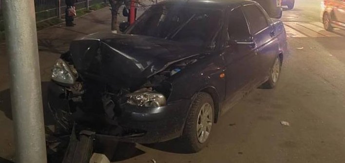 На улице Семинарской сбили женщину и 3-летнюю девочку