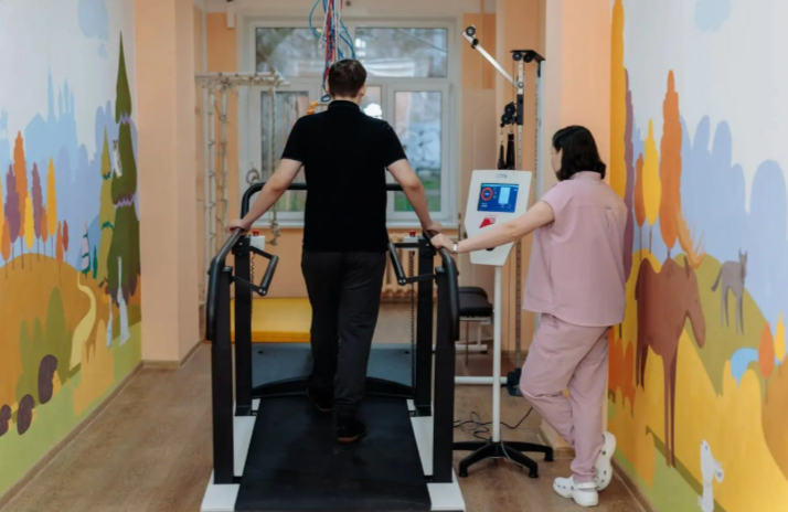 Малков посетил в рязанской горбольнице №11 центры помощи по восстановлению здоровья детей