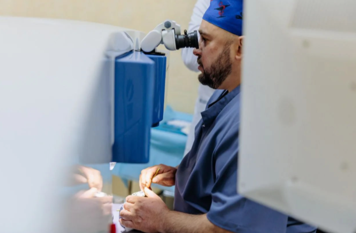 Павел Малков посетил новый Центр рефракционной хирургии, открывшийся в Рязани