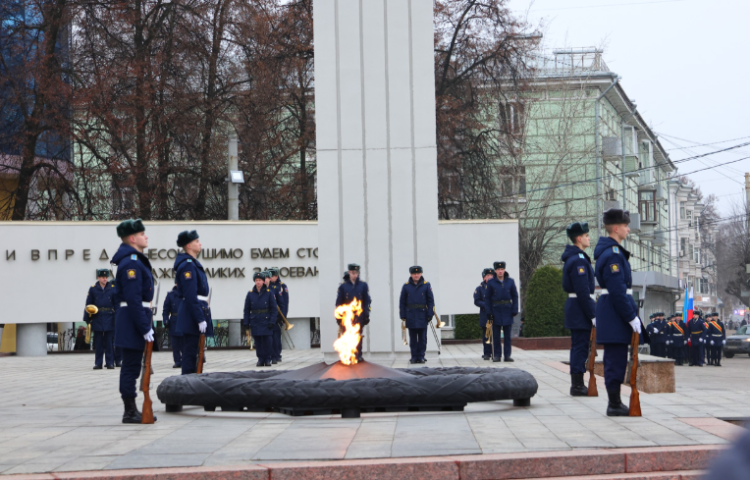 На рязанской площади Победы почтили память погибших в битве под Москвой