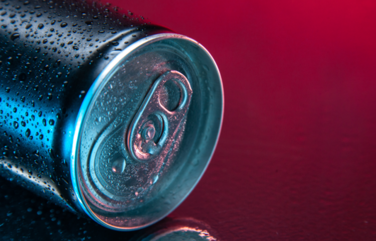 В Госдуме предложили продавать энергетики только в аптеках