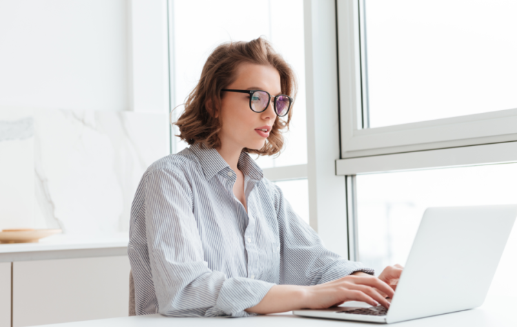 В Госдуме предложили сократить рабочий день до 6 часов