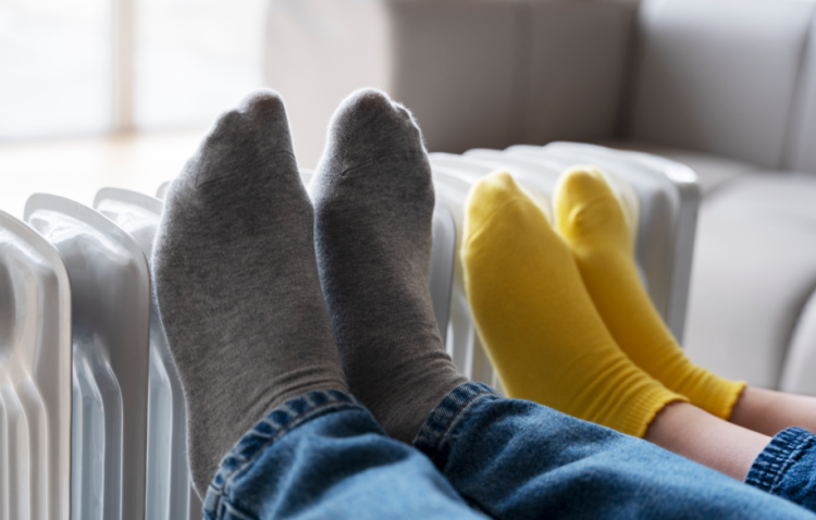 Рязанка пожаловалась на холодные батареи в жилом доме на улице Полетаева