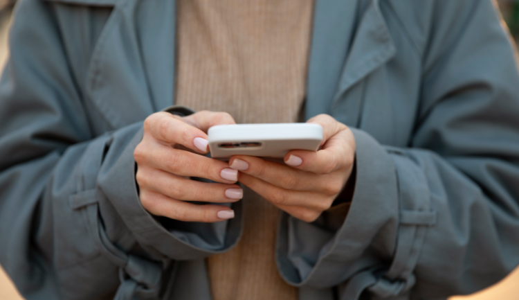 Рязанцам предложили присоединиться к общедомовым чатам в мессенджере MAX