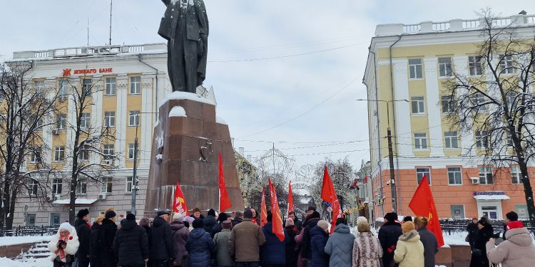 Коммунисты Рязанской области почтили память Ленина