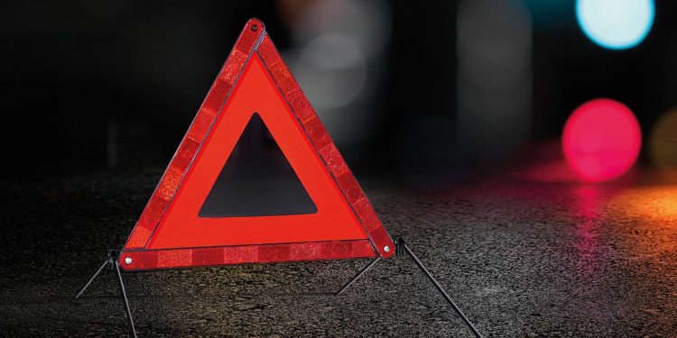 На улице Октябрьской 54-летний водитель на «Mercedes Vito» сбил 16-летнюю девушку