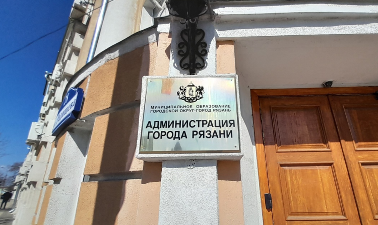 Администрация Рязани подала иск к подрядчику, проводившему благоустройство на площади Победы