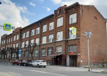 Минобор: ношение хиджабов в рязанских школах не запретят Минобор: ношение хиджабов в рязанских школах не запретят