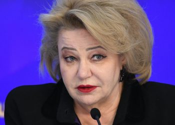 Нина Останина раскритиковала идею о выплате школьницам за беременность Нина Останина раскритиковала идею о выплате школьницам за беременность