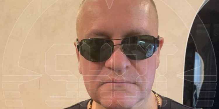 Силовики задержали отца девочки, открывшей стрельбу в брянской гимназии