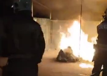 В рязанском Канищеве неизвестные подожгли мусорные контейнеры