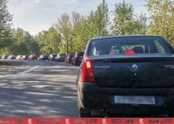 Утром 14 мая в рязанской Горроще запечатлели огромную пробку
