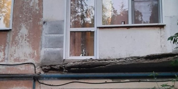 В рязанском Касимове балкон рухнул вместе с женщиной
